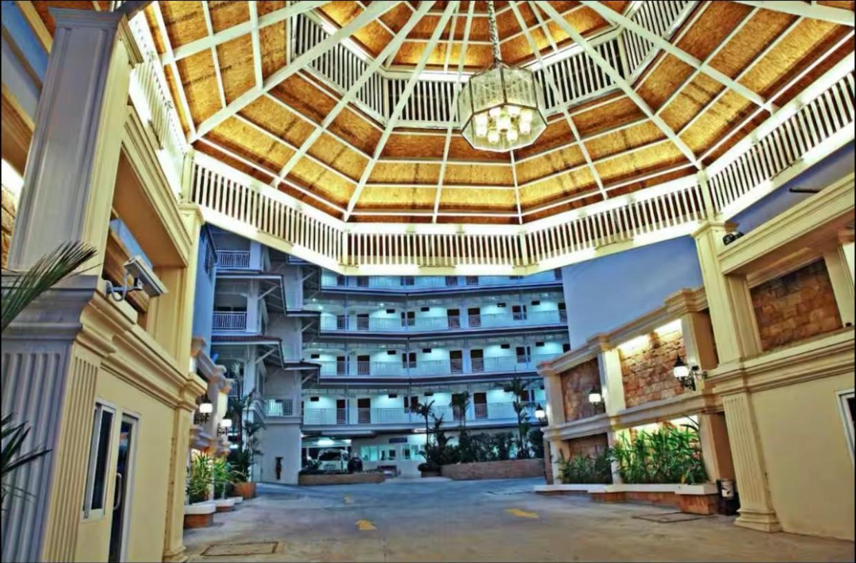 Baan Klang Condo Hotel HHQ Eksteriør bilde