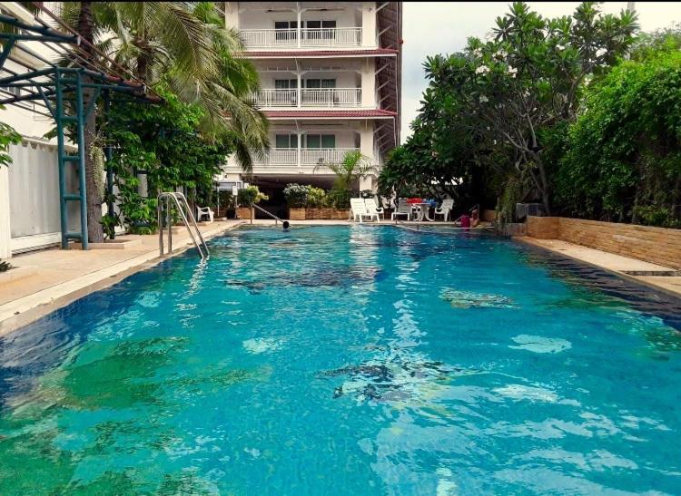 Baan Klang Condo Hotel HHQ Eksteriør bilde