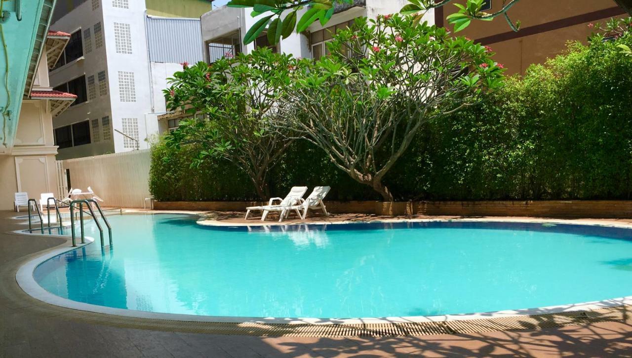 Baan Klang Condo Hotel HHQ Eksteriør bilde